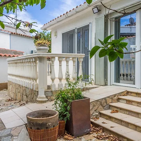 Empurialola -encantadora Casa Con Jardin Cerca Del Centro -142 * Ampuriabrava