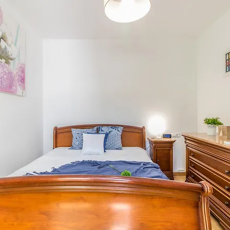 Сasa de vacaciones Empurialola -encantadora Casa Con Jardin Cerca Del Centro -142 Ampuriabrava